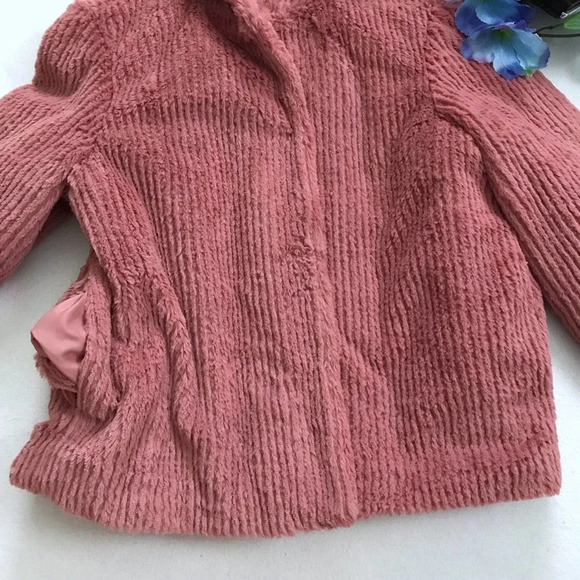 Elodie NWOT Faux Fur Hooded Jacket Girls L (13/14) - Picture 4 of 10